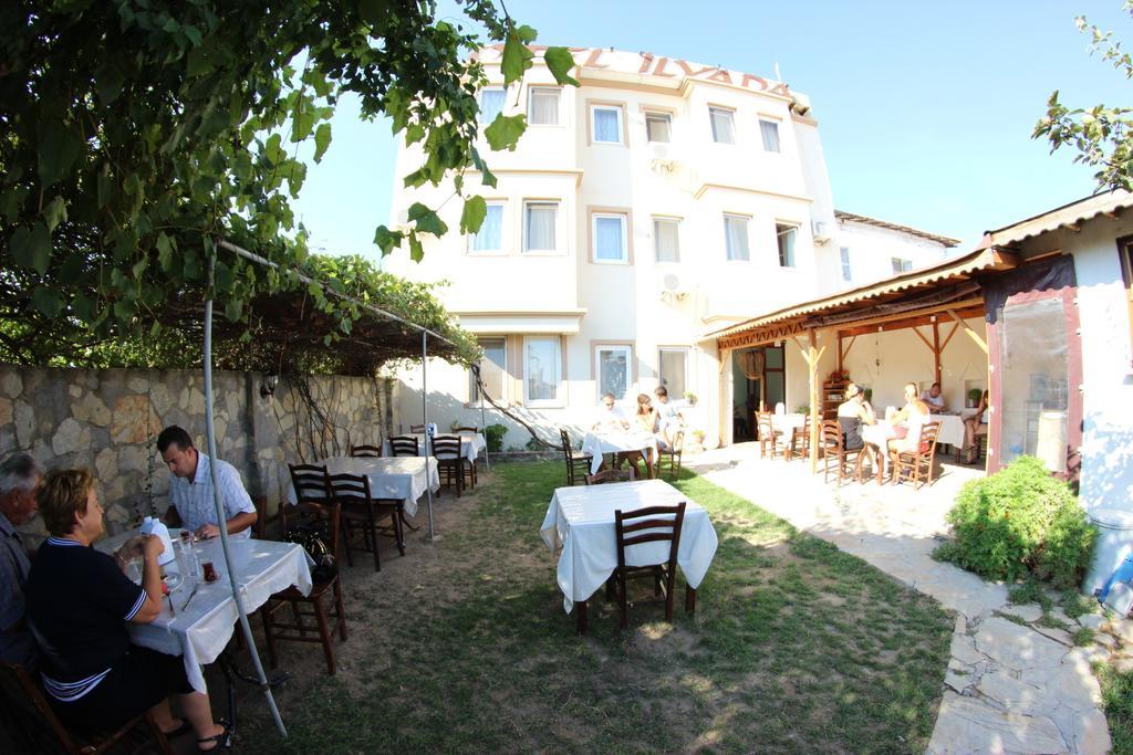 Ilyada Hotel 보즈자아다 객실 사진