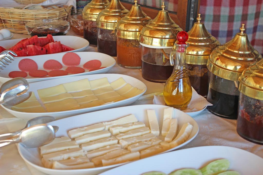 Ilyada Hotel 보즈자아다 객실 사진
