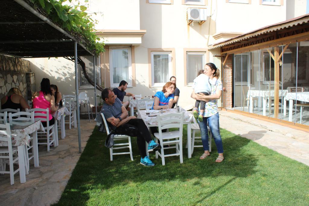 Ilyada Hotel 보즈자아다 외부 사진